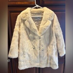 BRUNO & JOSEPH FURS RARE Gorgeous Vintage Ivory FUR COAT Chicago